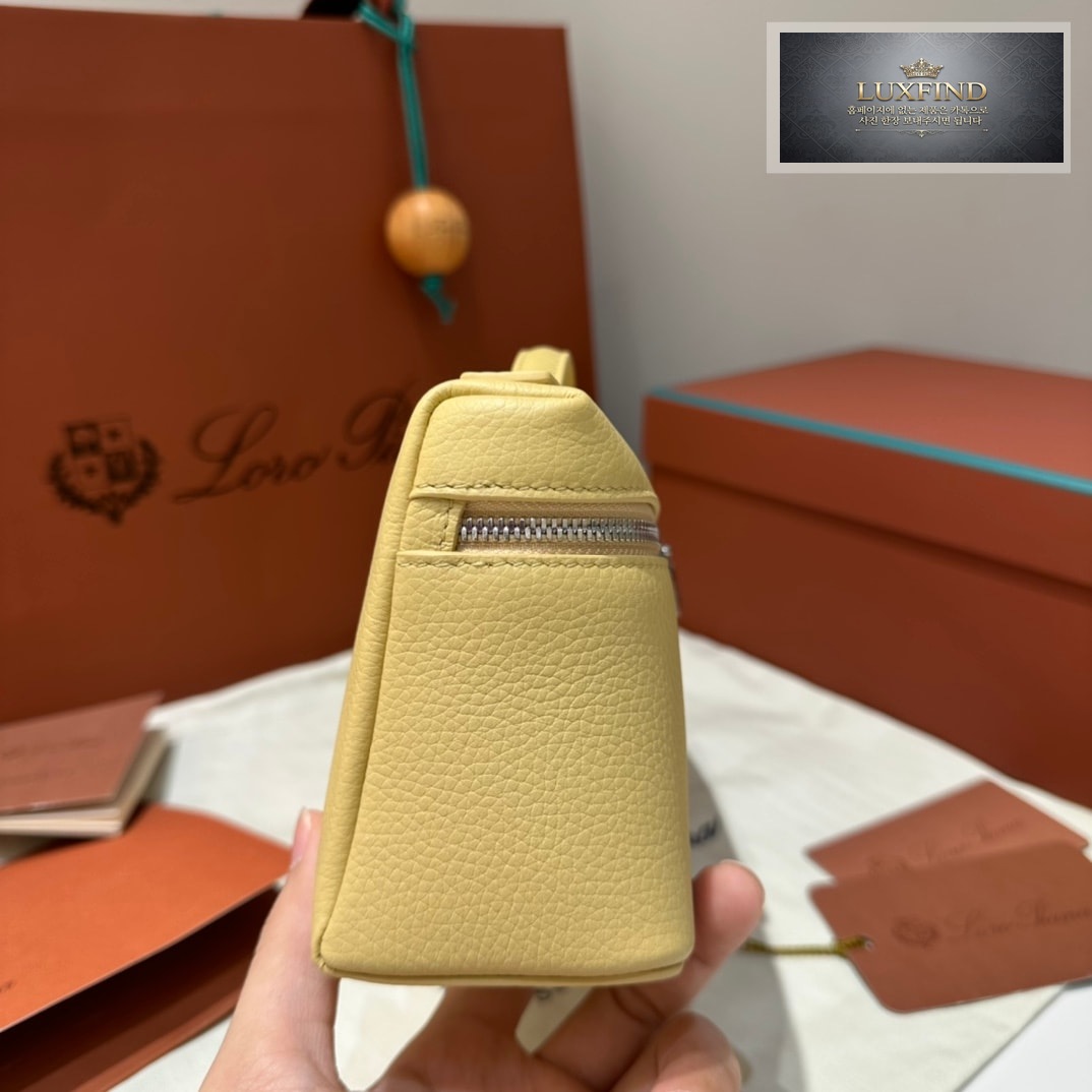 로로피아나 엑스트라 포켓 파우치 L19