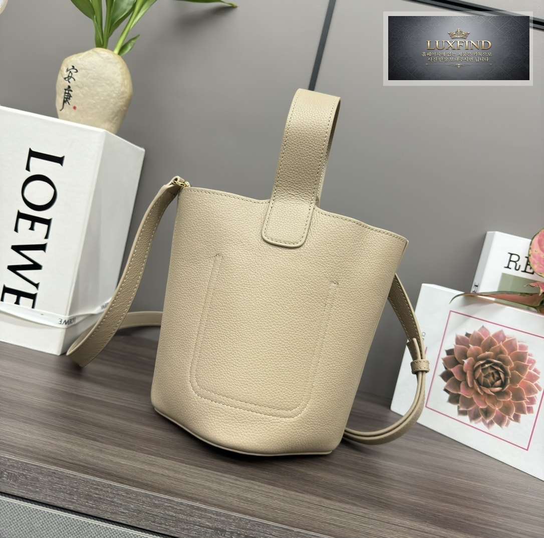 로에베 카프스킨 미니 페블 버킷 백 16*16*19.5CM “7COLOR”