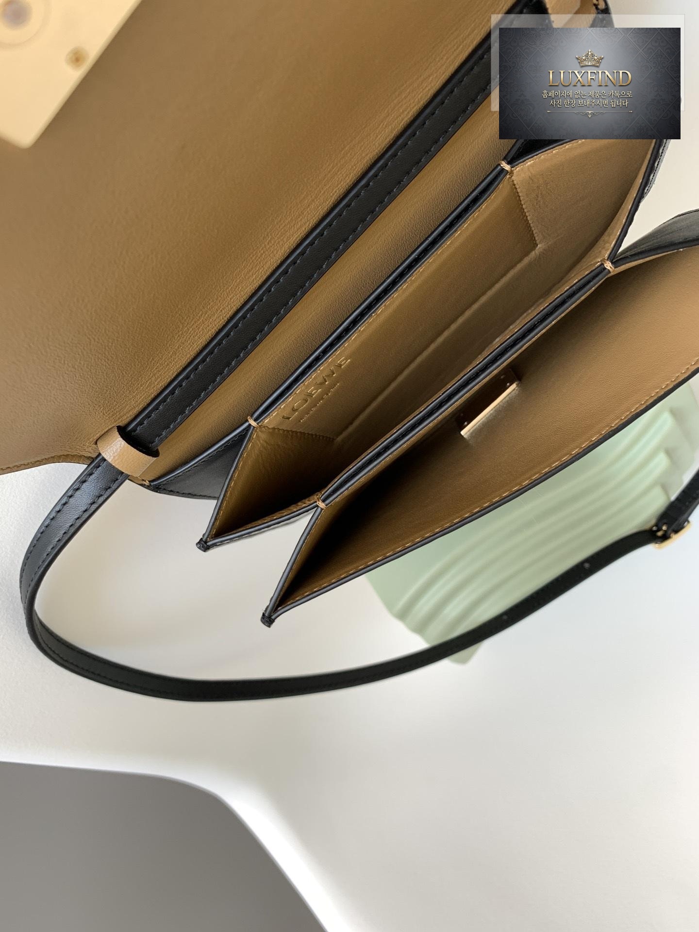 Loewe Goya Accodion Mini