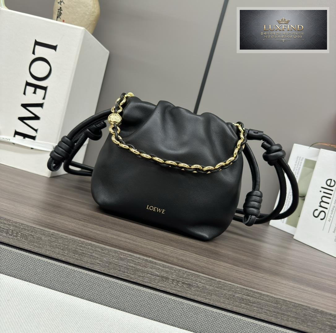 Loewe Flamenco Purse