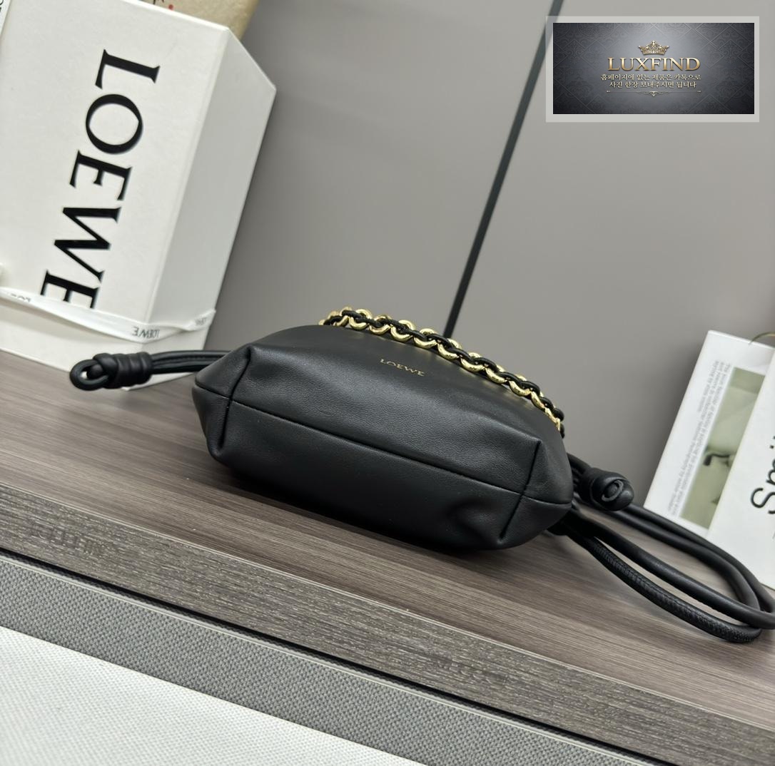 Loewe Flamenco Purse