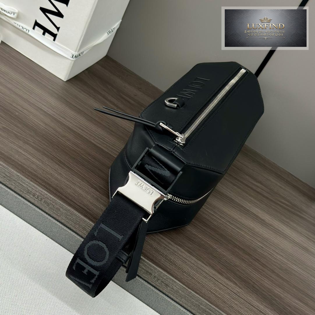 Loewe Convertible Sling