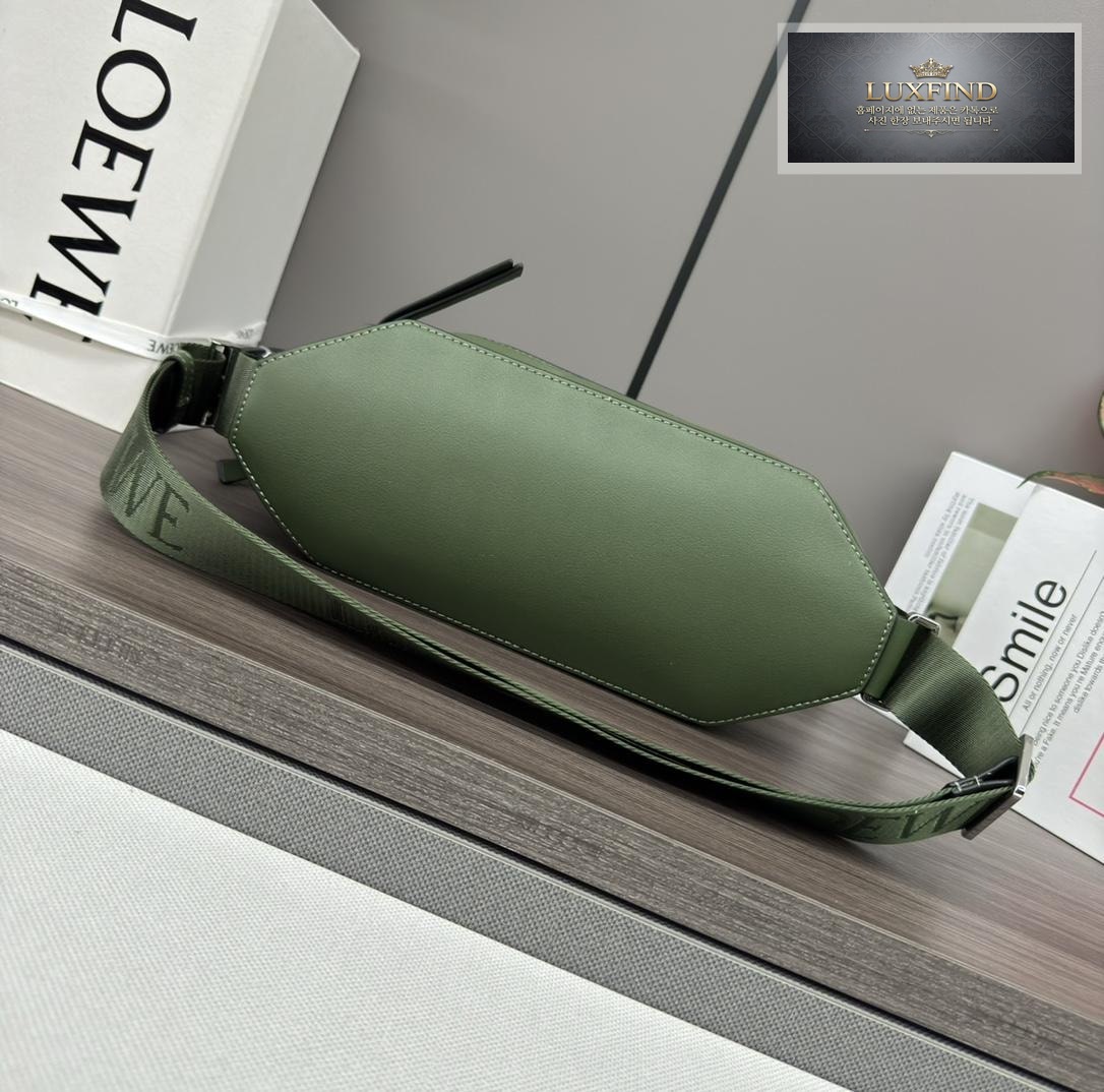 Loewe Convertible Sling