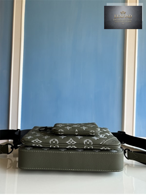 루이비통 트리오 메신저백 그린 쉐도우 모노그램 M12490