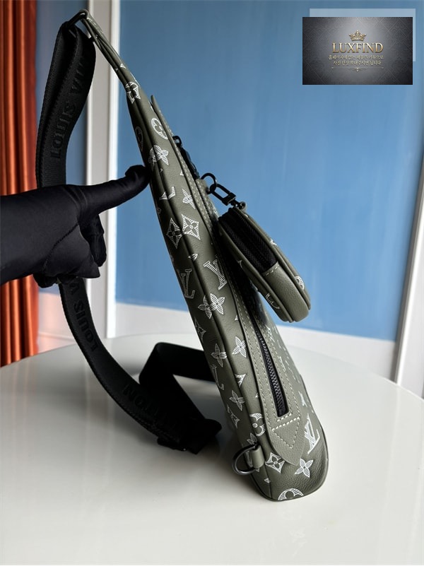 루이비통 듀오 슬링 백 그린 쉐도우 모노그램 M12486