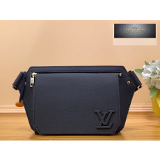루이비통 LV 에어로그램 슬링백 힙색 M57081 / 하이엔드 가죽
