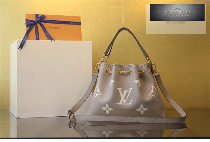 루이비통 LV 번들 앙프렝뜨 모노그램 M25453 / 커스텀 철물