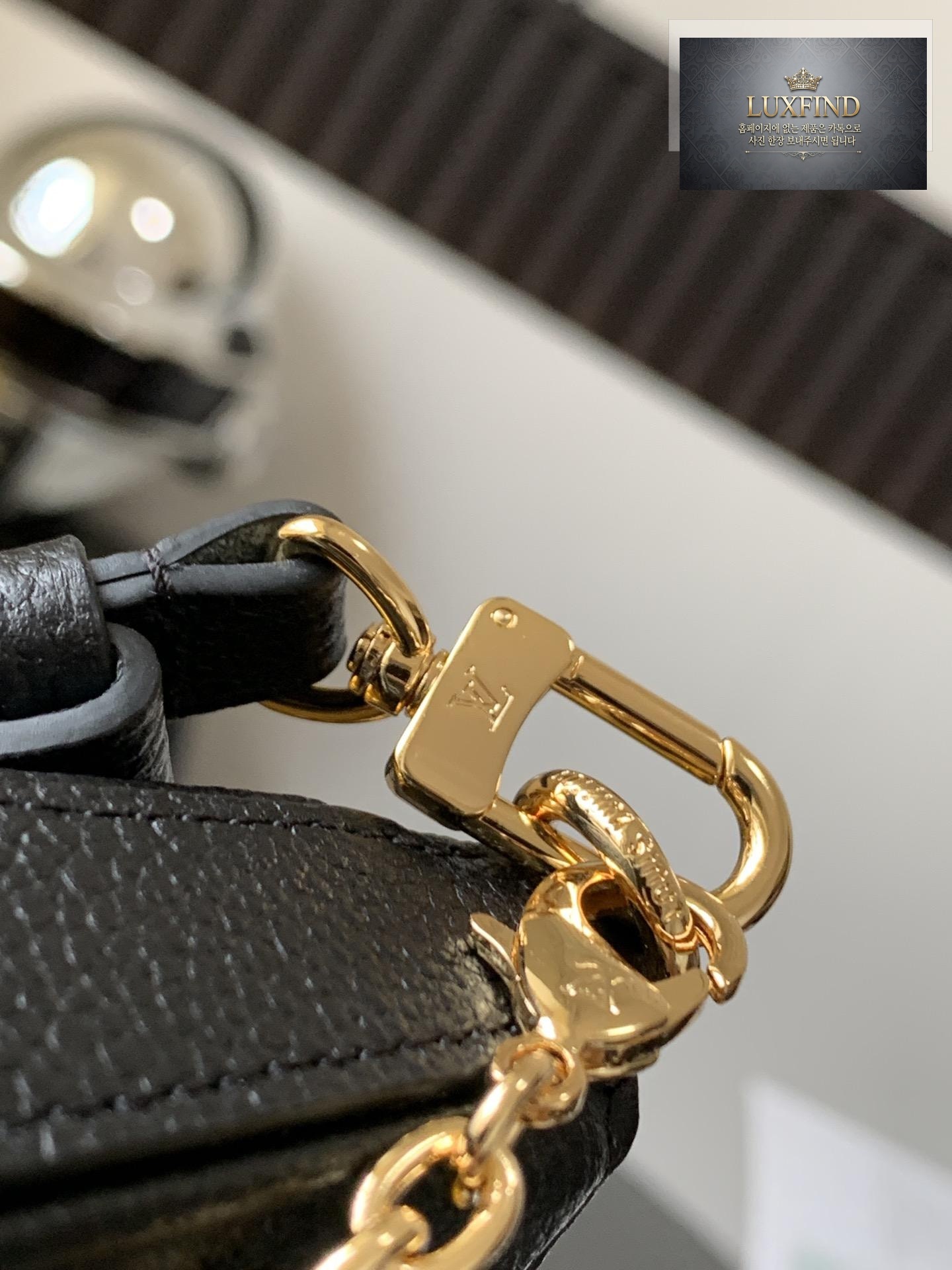 Louis Vuitton Easy Pouch on Strap