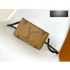 Louis Vuitton Double Zip Pochette