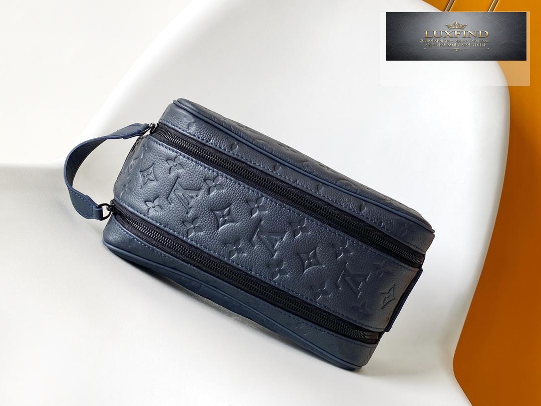 Louis Vuitton Dopp Kit