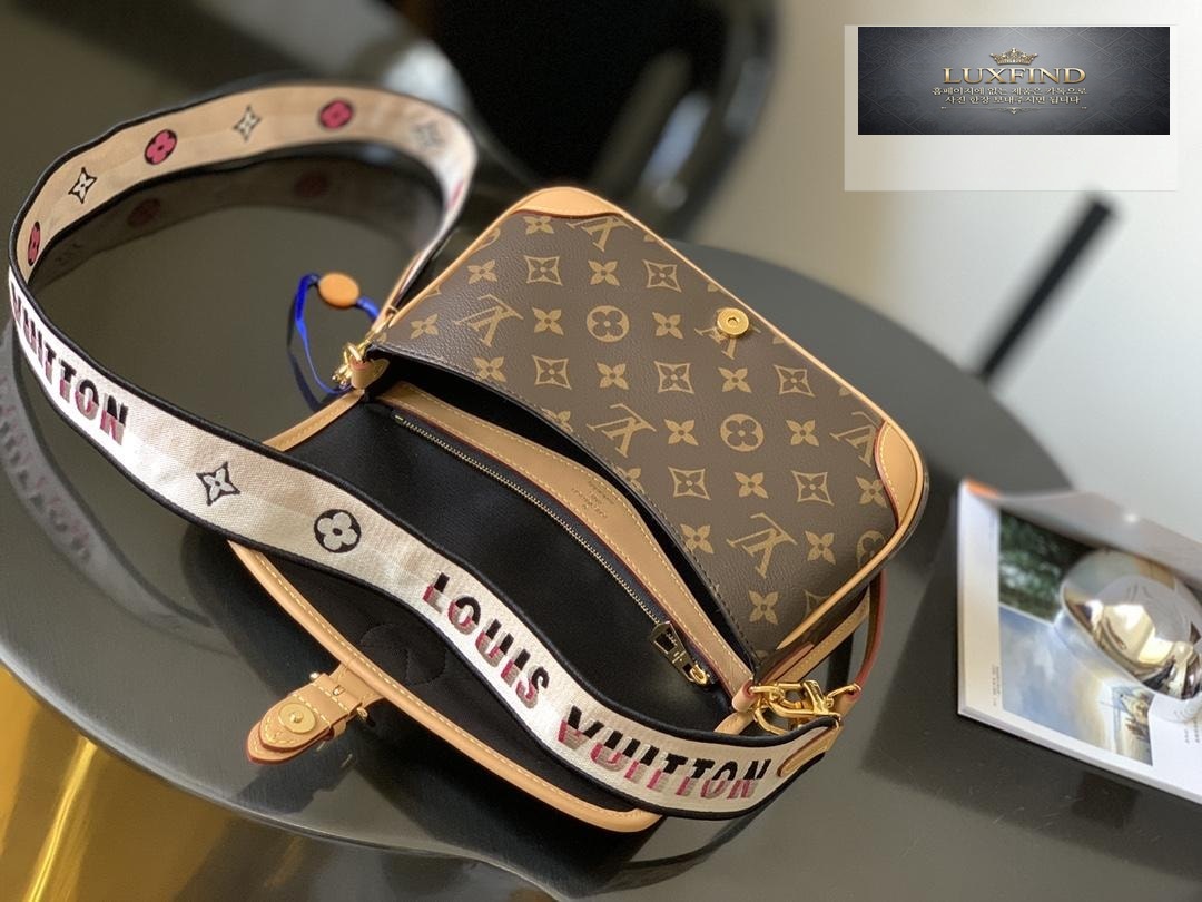 Louis Vuitton Diane Monogram