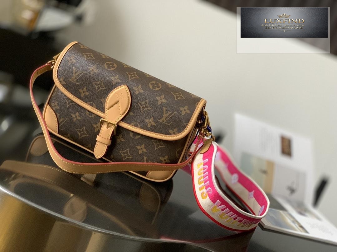 Louis Vuitton Diane Monogram
