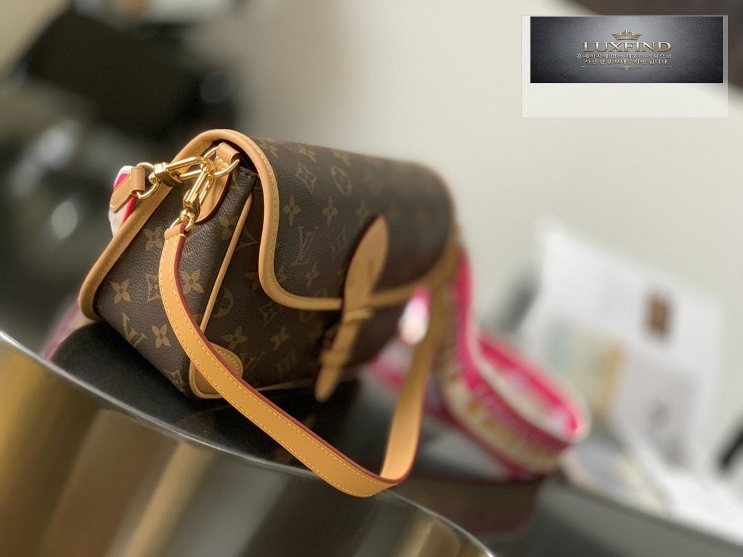 Louis Vuitton Diane Monogram