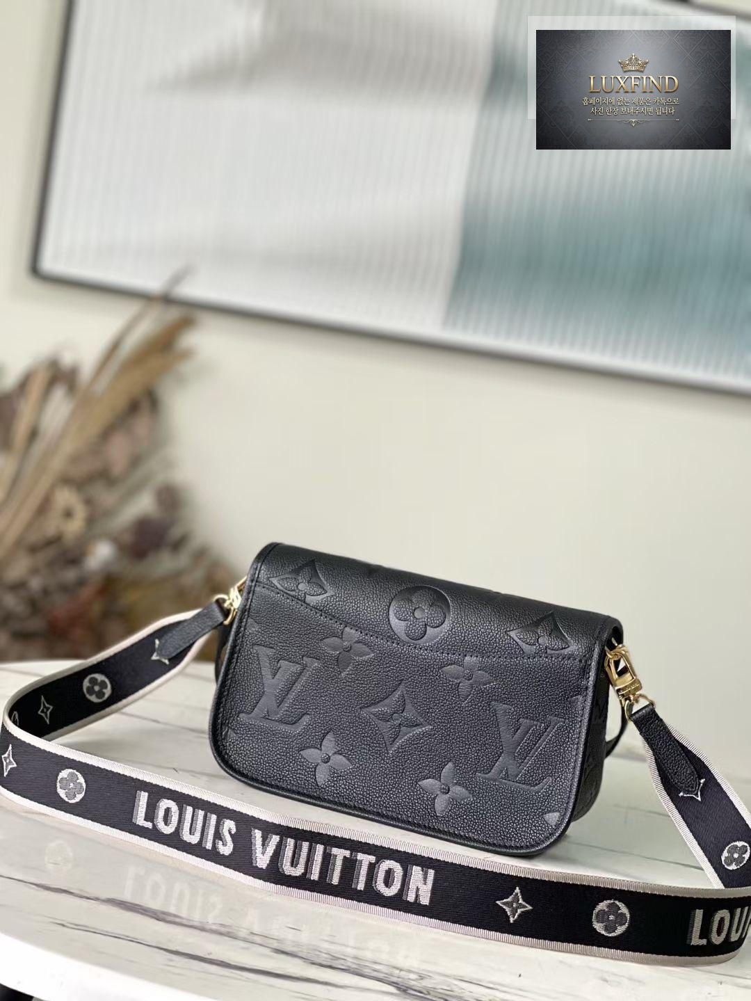 Louis Vuitton Diane