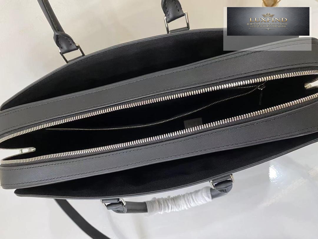 Louis Vuitton Dandy MM Epi