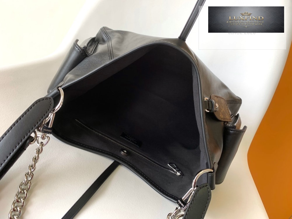 Louis Vuitton Carry All Cargo PM