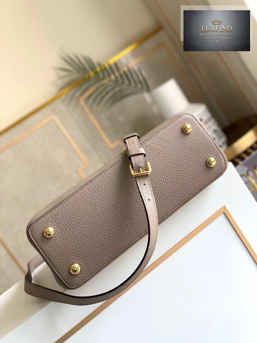 Louis Vuitton Capucine BB