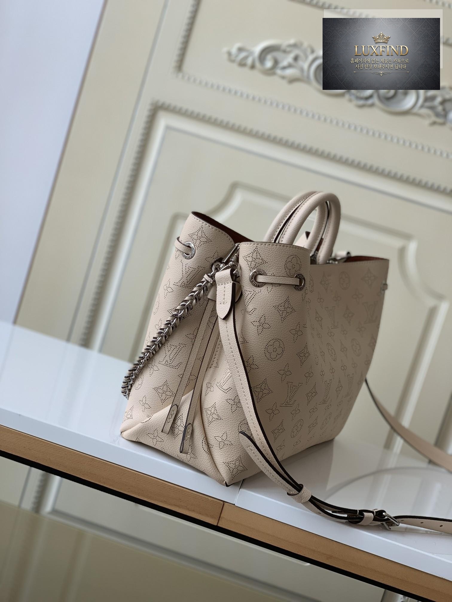 Louis Vuitton Bella Tote