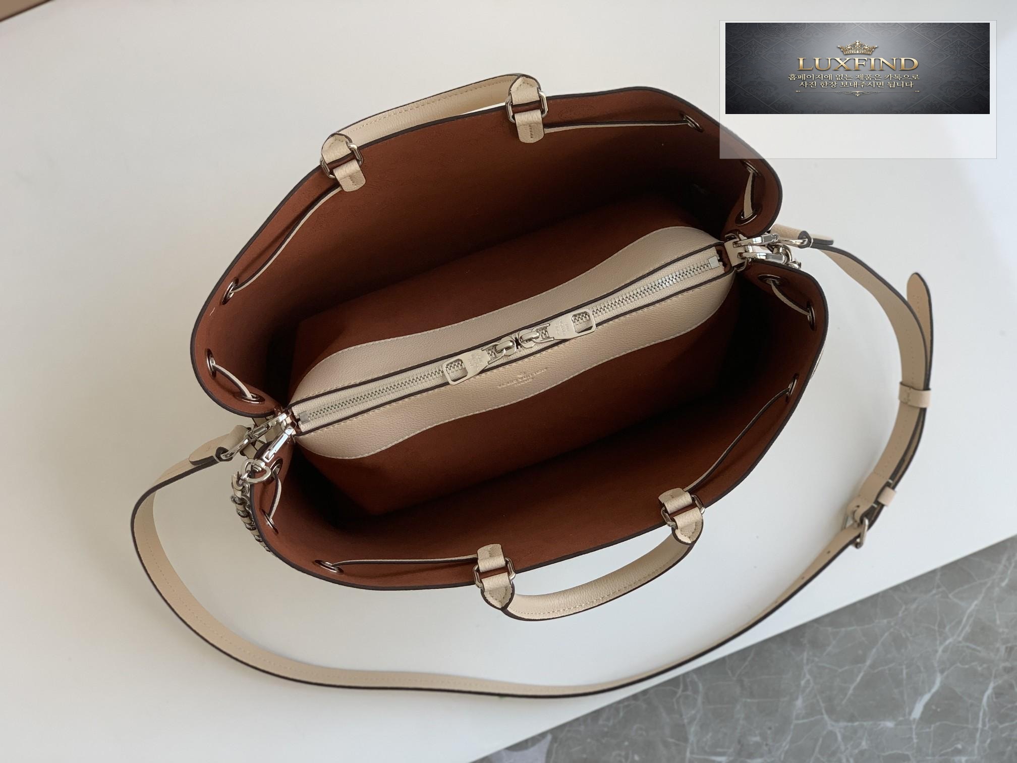 Louis Vuitton Bella Tote