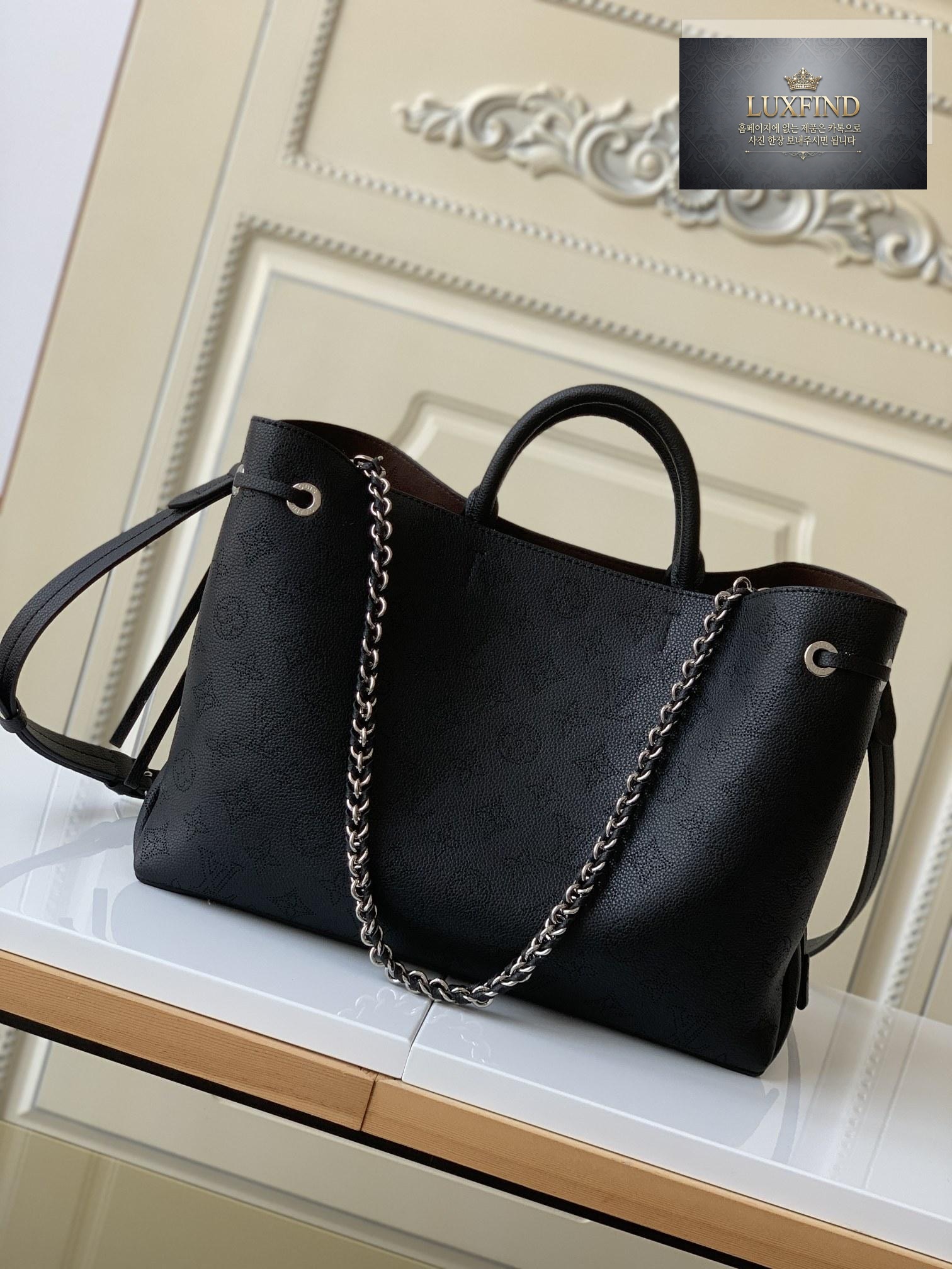 Louis Vuitton Bella Tote