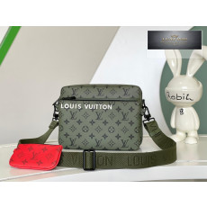 Louis Vuitton Trio Messenger Guitar