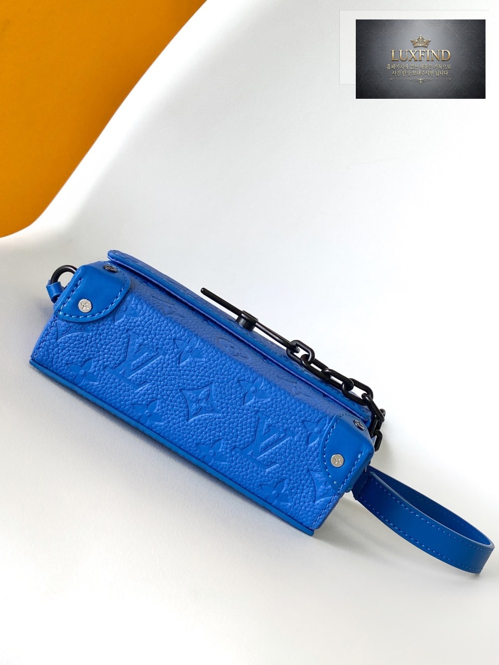 Louis Vuitton Taurillon Monogram Steamer Wearable Wallet