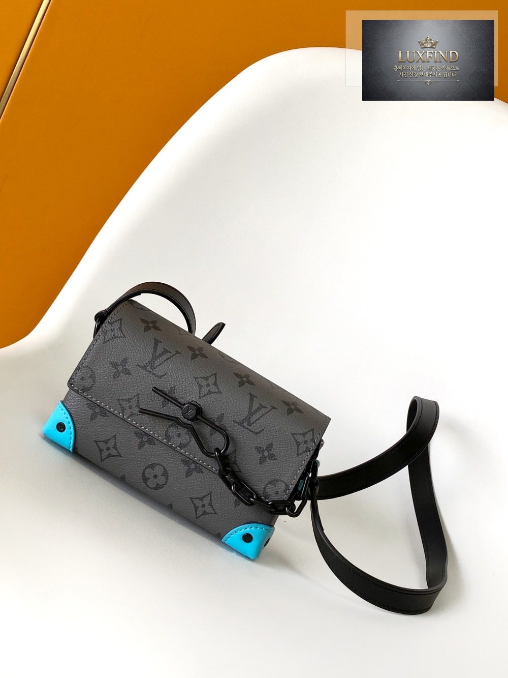 Louis Vuitton Steamer Wearable Wallet Monogram Eclipse Canvas