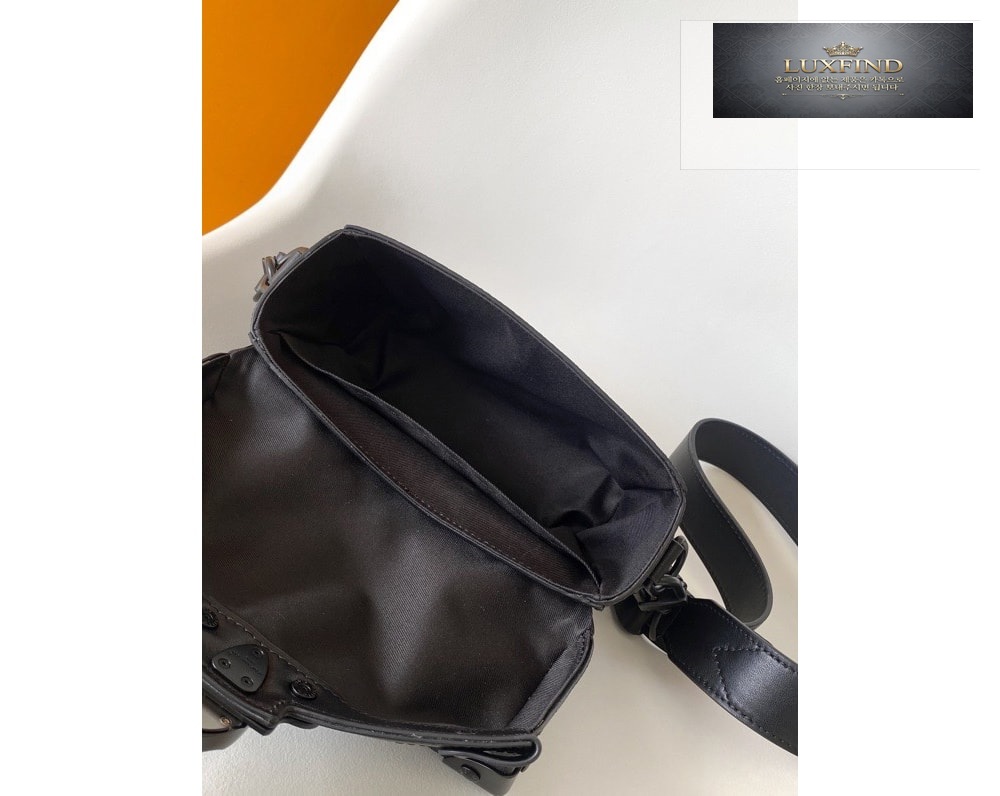Louis Vuitton Soul Trunk Monogram Eclipse Canvas