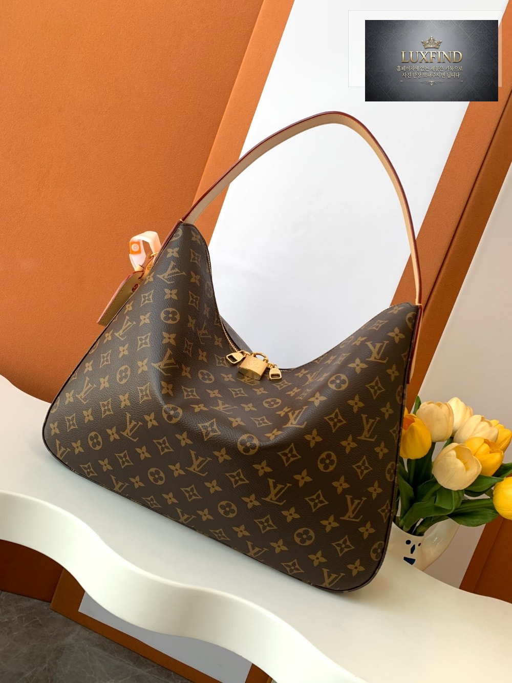 Louis Vuitton Slouchy Monogram MM
