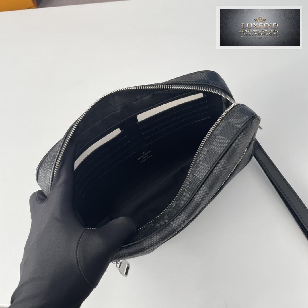 Louis Vuitton Pochette Kasai