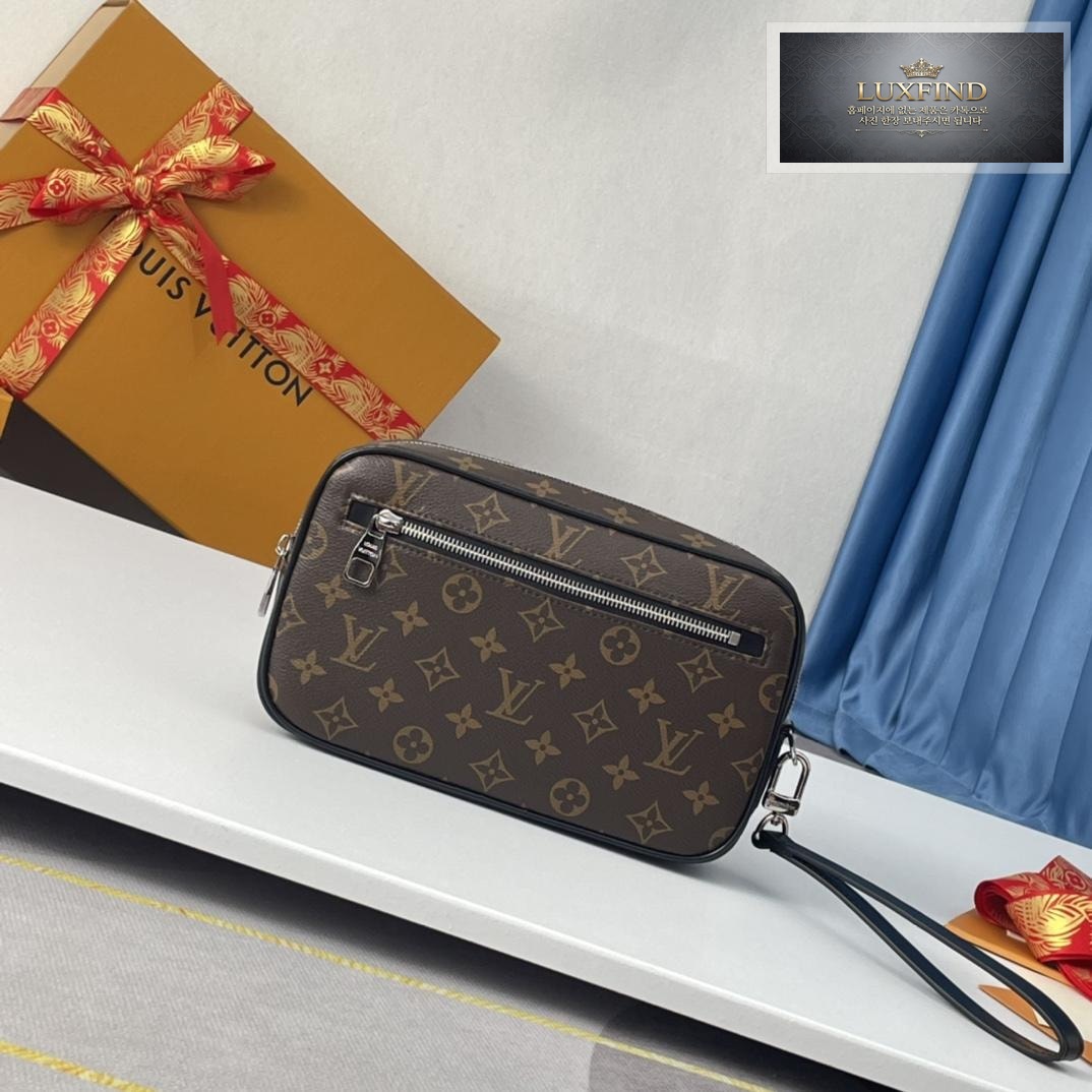 Louis Vuitton Pochette Kasai