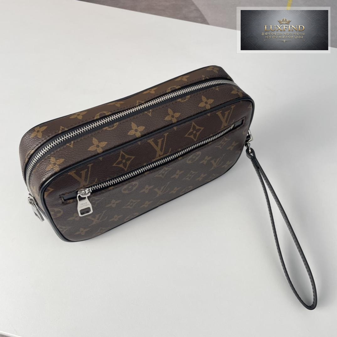 Louis Vuitton Pochette Kasai