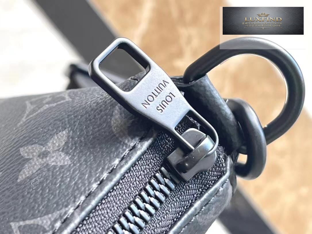 Louis Vuitton Pochette Accessoire XL