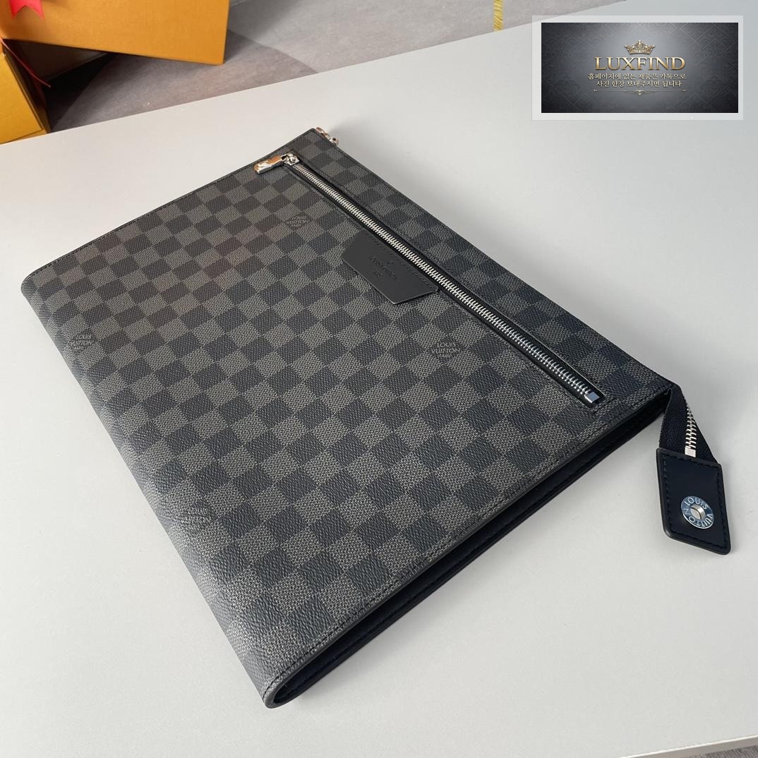 Louis Vuitton Pochette 24H