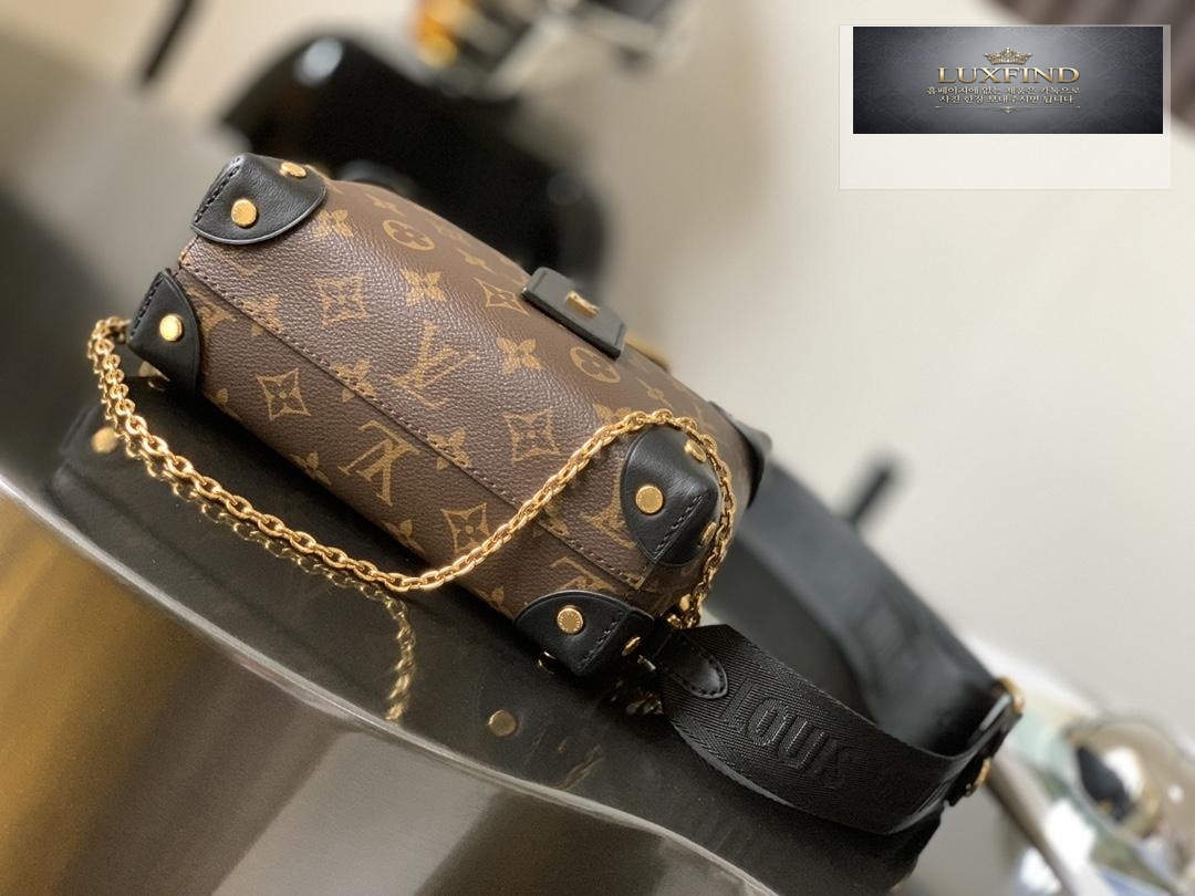 Louis Vuitton Petite Mal Souple Monogram
