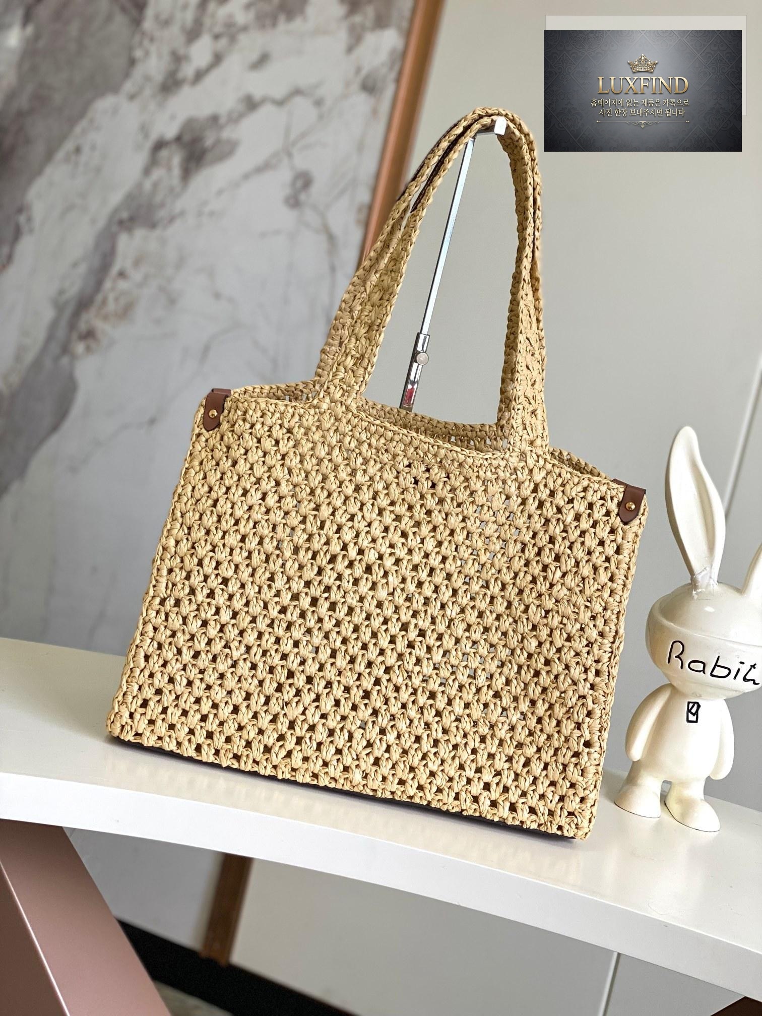 Louis Vuitton On The Go Raffia