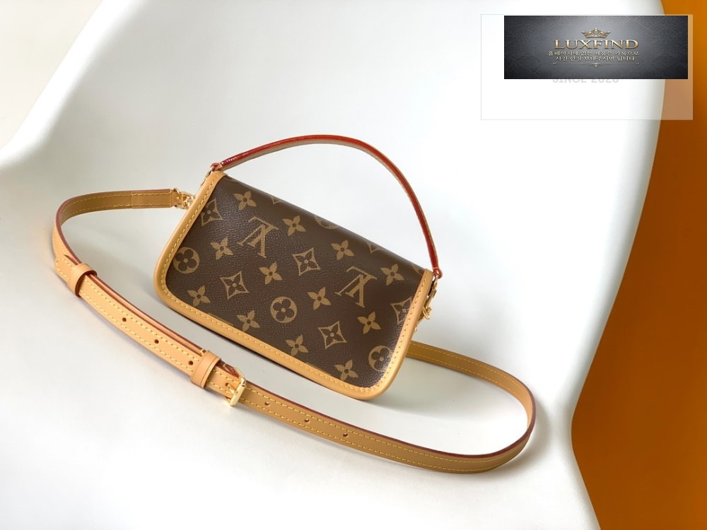 Louis Vuitton Nano Daine