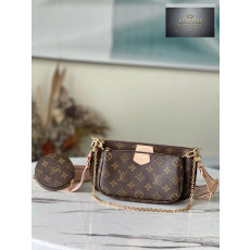 Louis Vuitton Multi Pochette Axesua