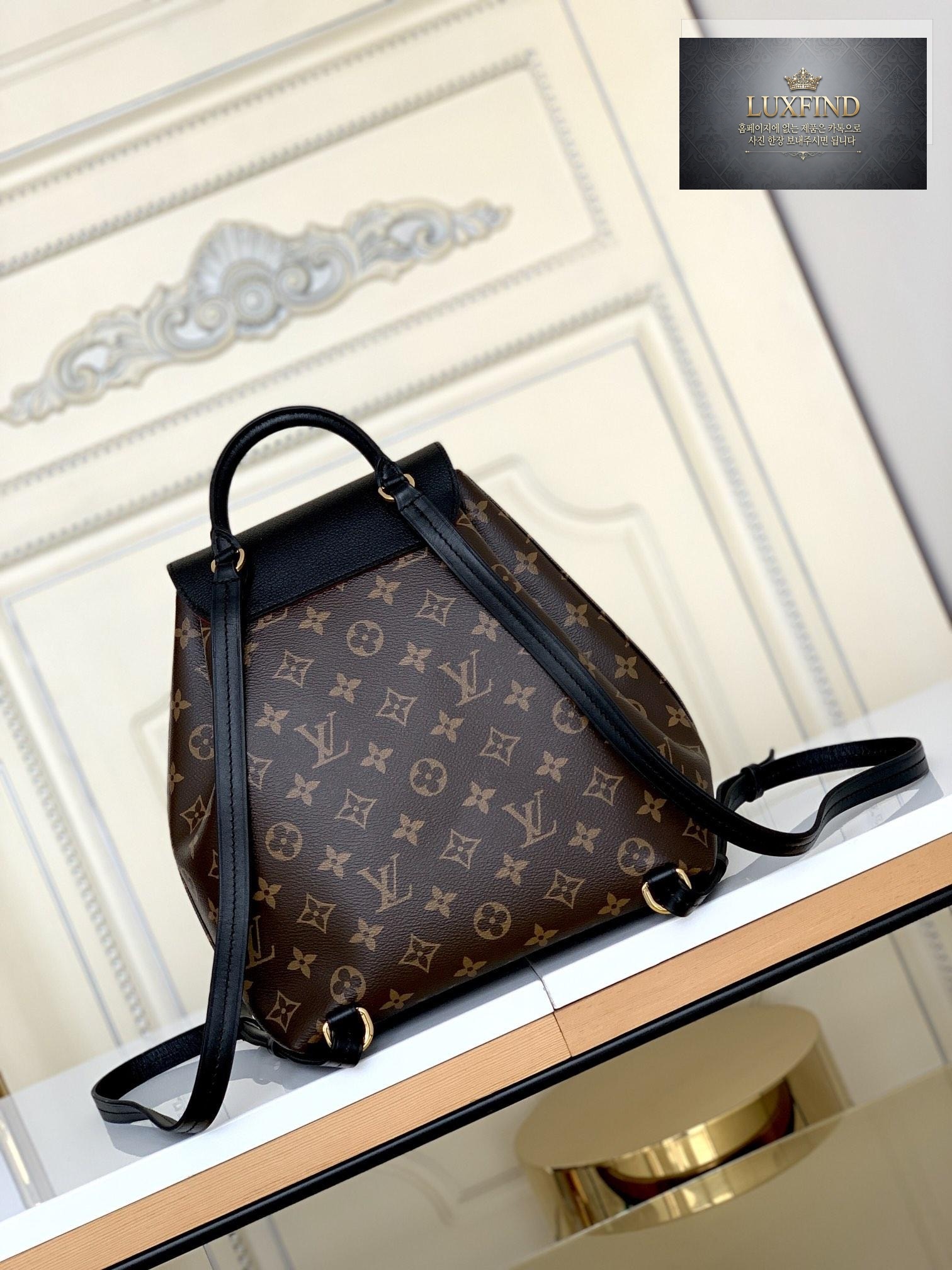 Louis Vuitton Montsouris PM