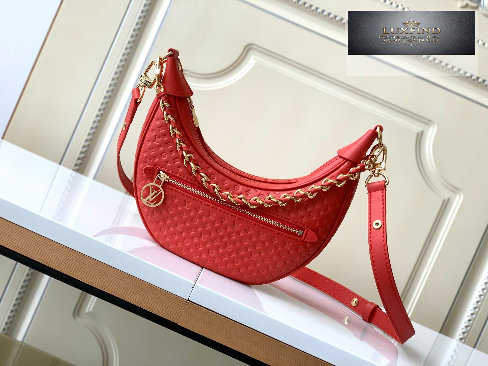 Louis Vuitton Loop H27