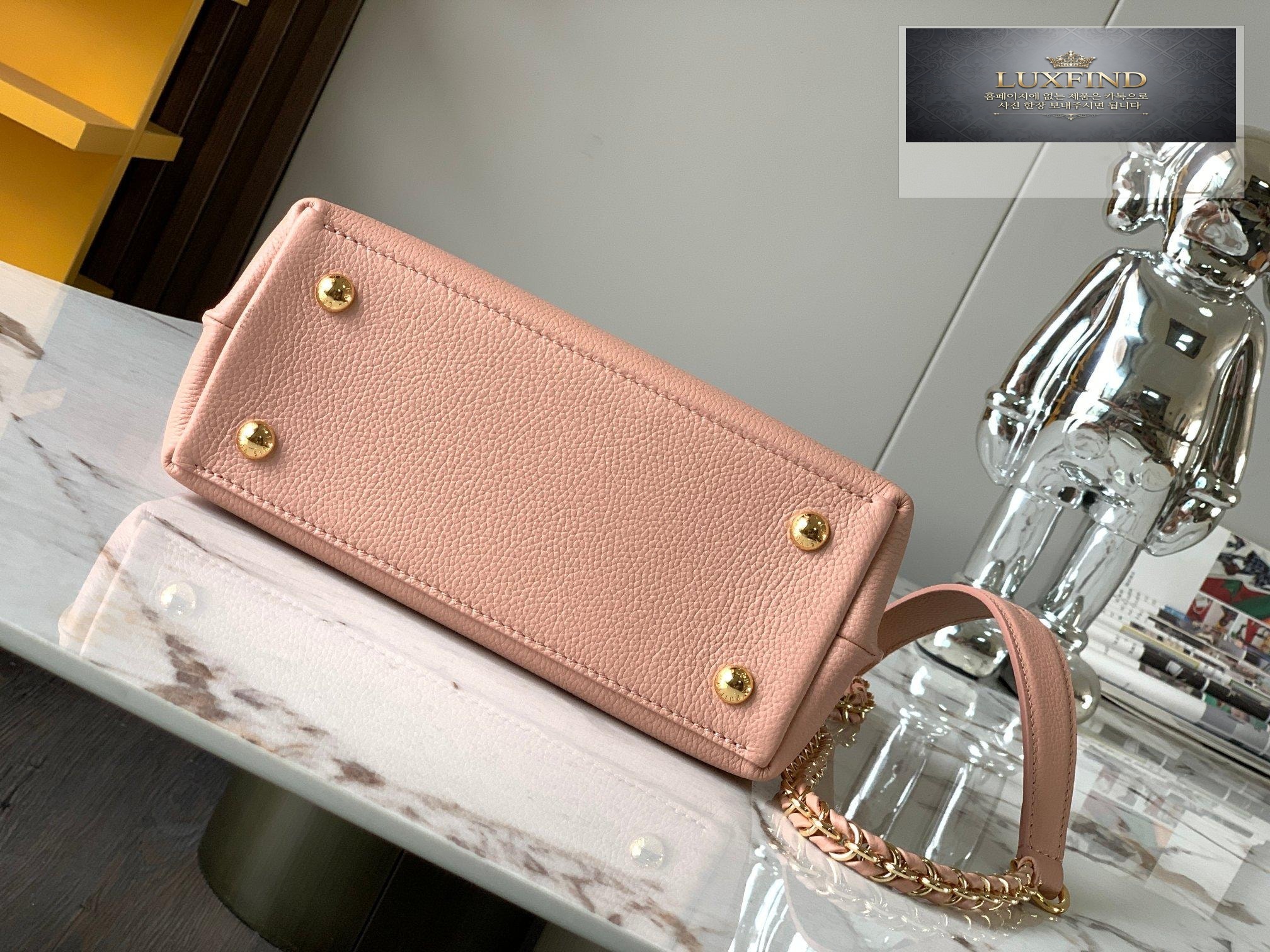Louis Vuitton Lock Me Ever Mini