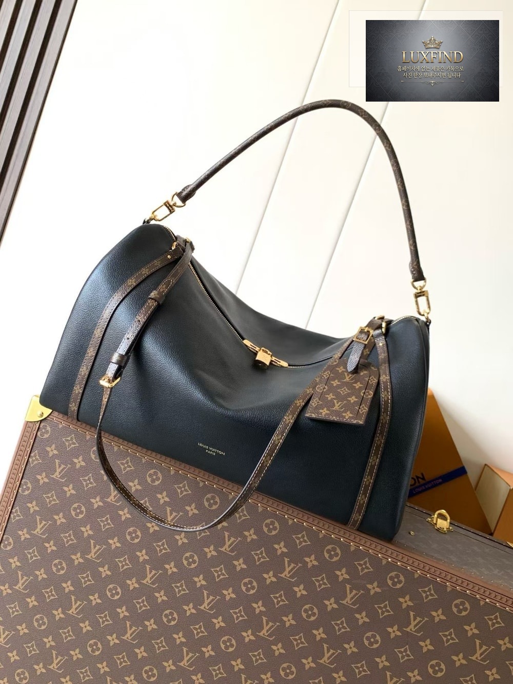 Louis Vuitton Express Travel