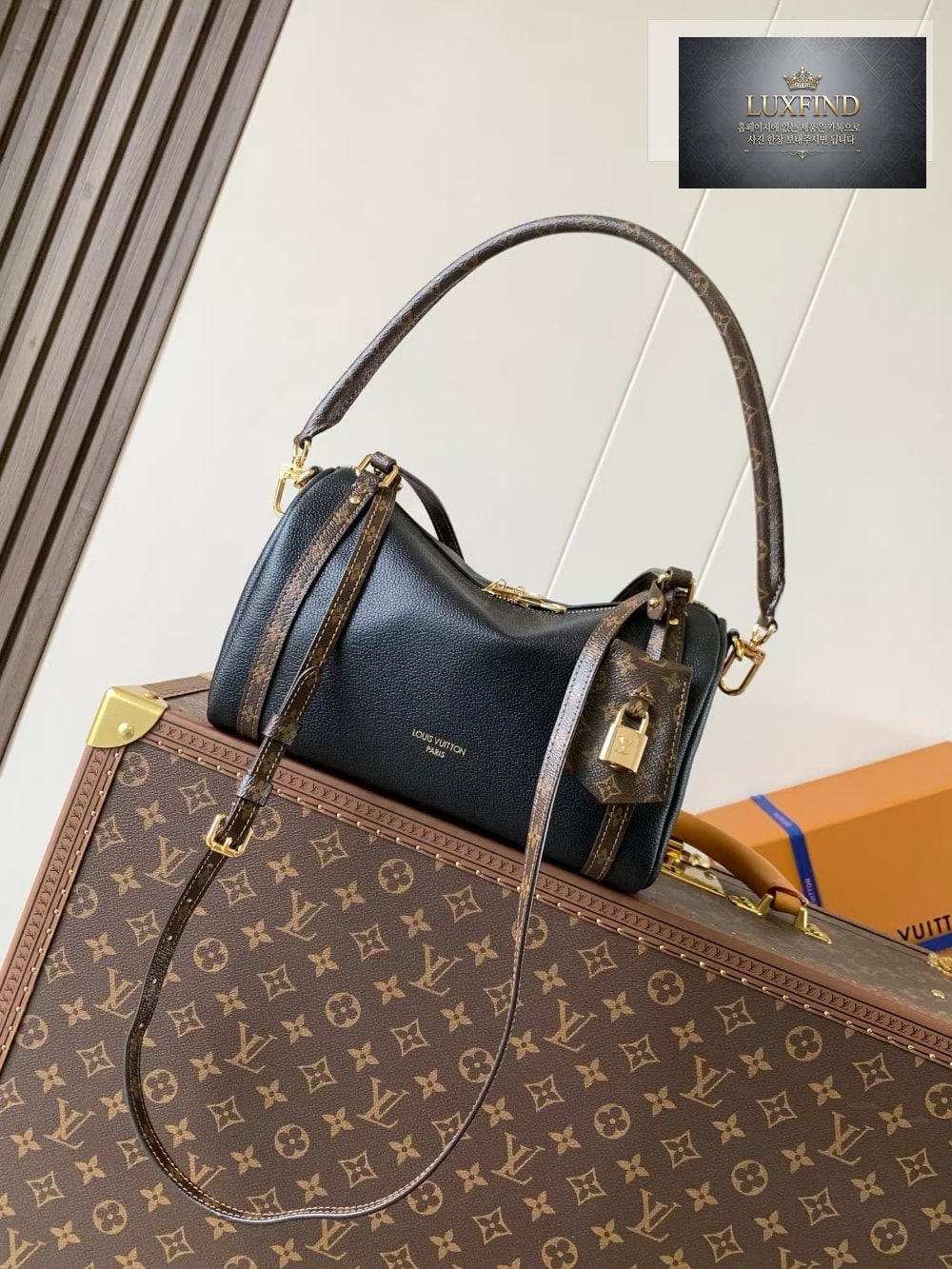 Louis Vuitton Express PM