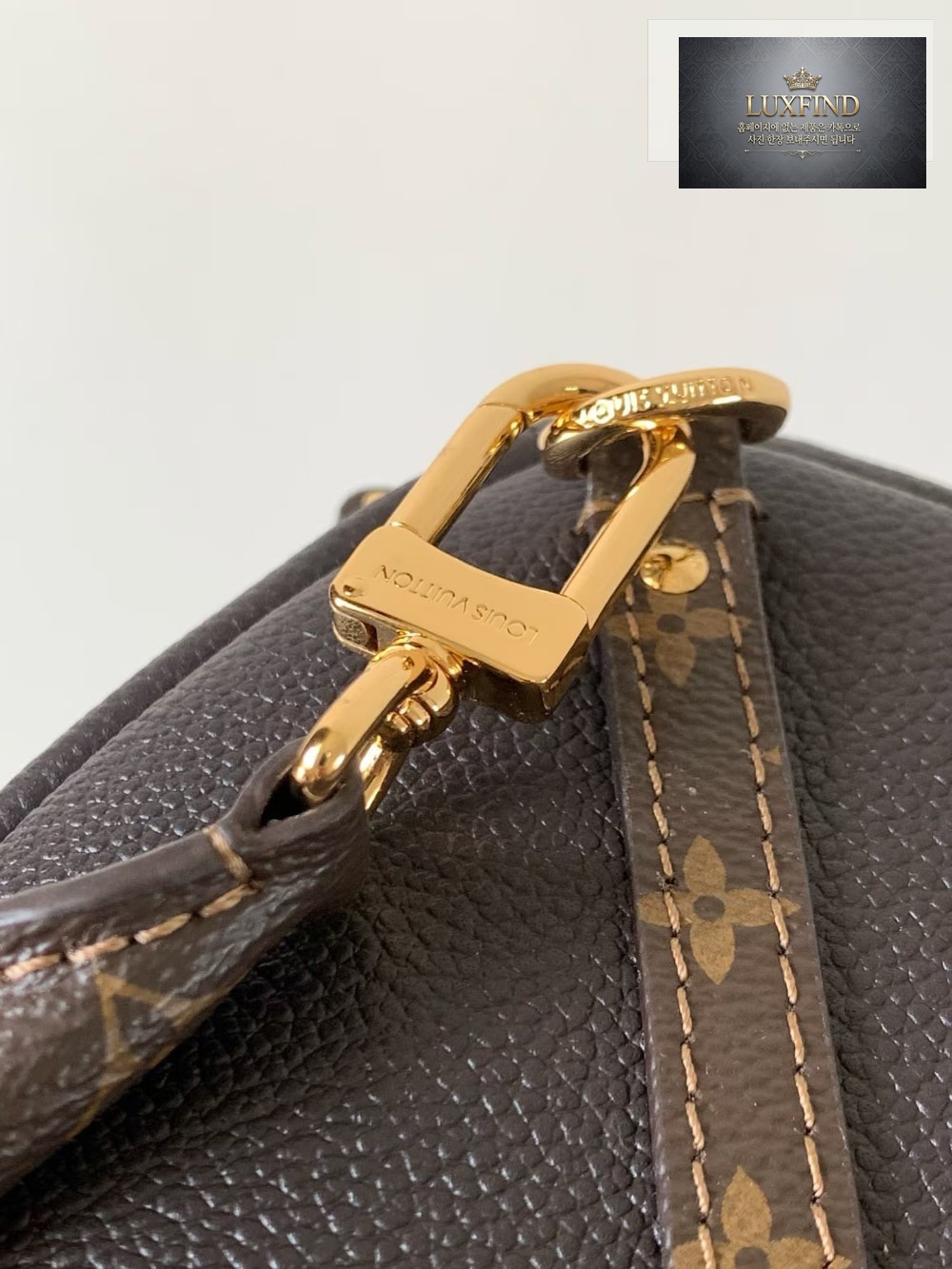 Louis Vuitton Express MM