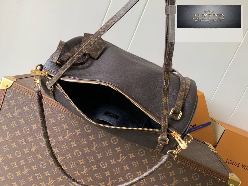 Louis Vuitton Express MM