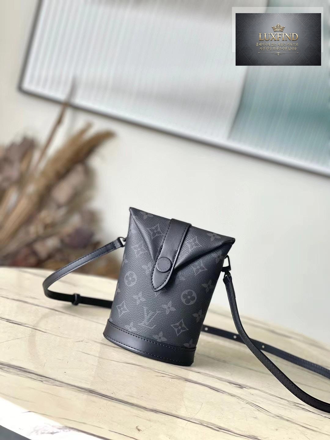 Louis Vuitton Envelope Pouch Monogram Eclipse