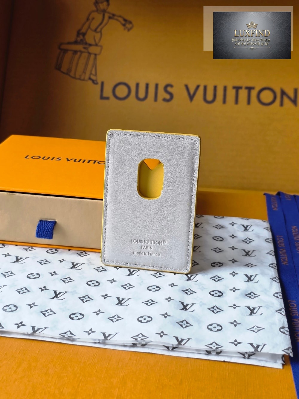 Lv M15034 MagSafe