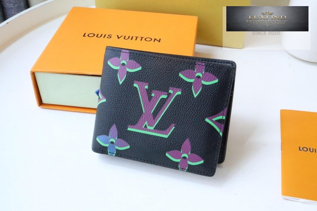 Louis Vuitton M82297