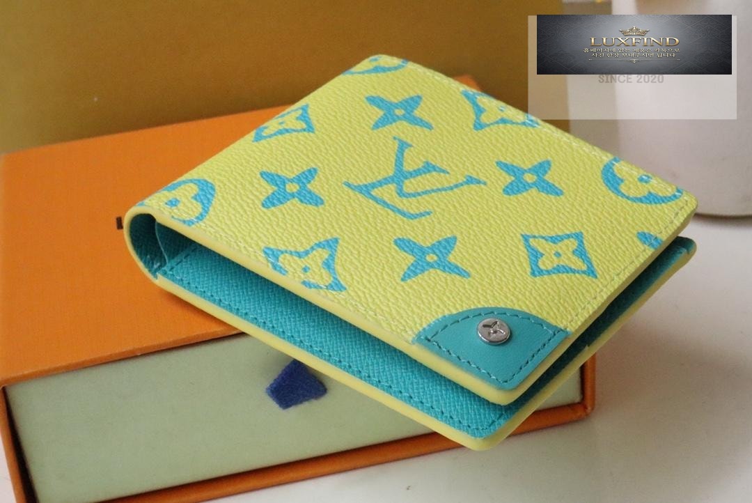 Louis Vuitton M82005