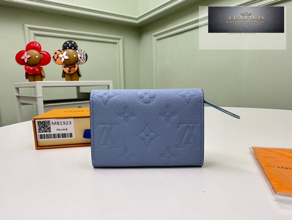 Louis Vuitton M81923